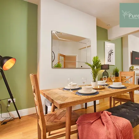Vakantiehuis Big Contractor House With 6 Beds & Free Parking By Purestay - 7 Night Min! Manchester