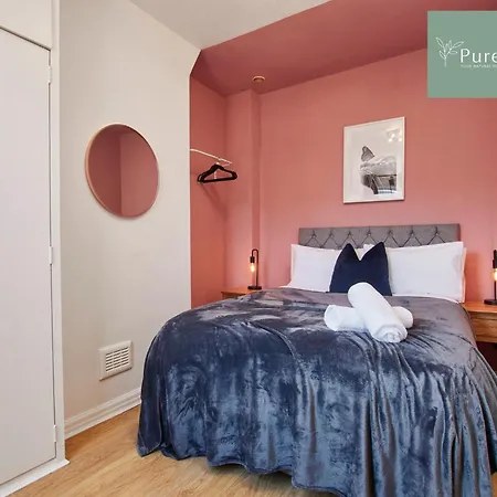 Vakantiehuis Big Contractor House With 6 Beds & Free Parking By Purestay - 7 Night Min! Manchester