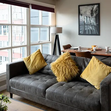 High Street Town House