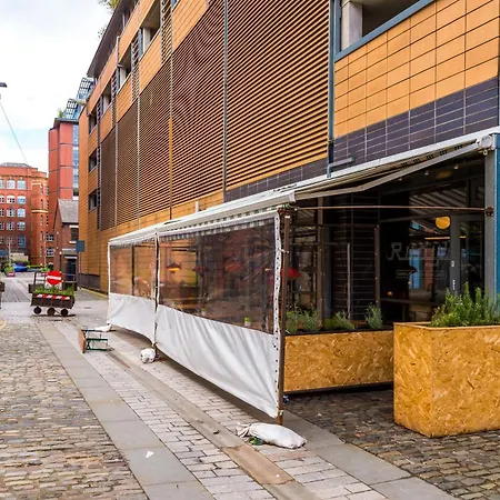 Holiday home 4-storey Townhouse In By Hilltop Serviced