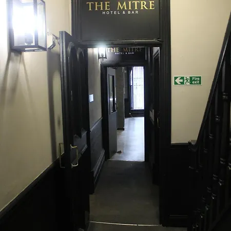 Mitre Centre מנצ'סטר