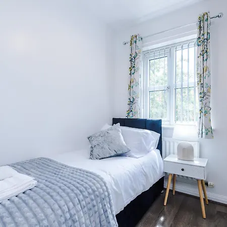 Cozy Away From In Manchester. Manchester