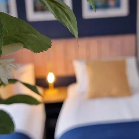 The Heart - Cosy 3 Bedroom House With Double Driveway And Garden In Feriehus *