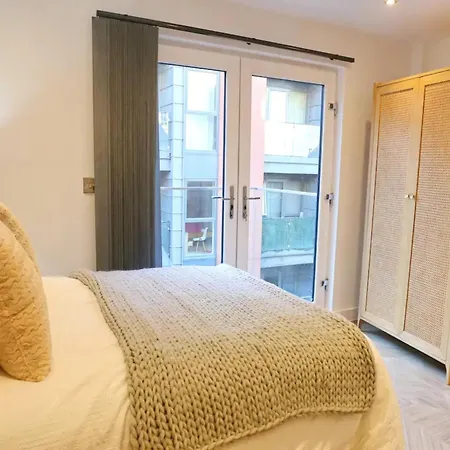 شقة Pass The Keys Stunning New Build Flat 2 Min Walk To Center *