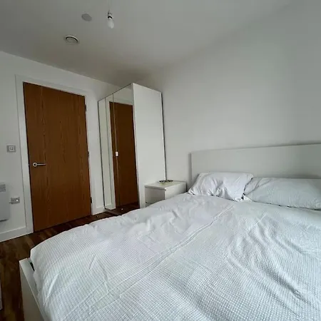 19th Floor 2 Bedroom With Stunning Views