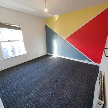 Adams House * マンチェスター