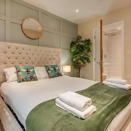Central Luxury 3 Bed Townhouse With Parking * מנצ'סטר