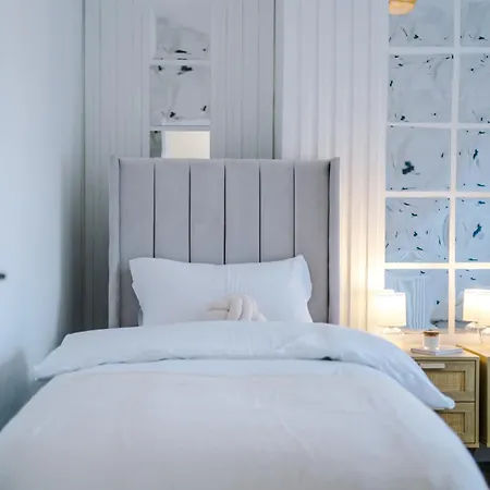 4 Bedroom House Eccles 펜션 맨체스터