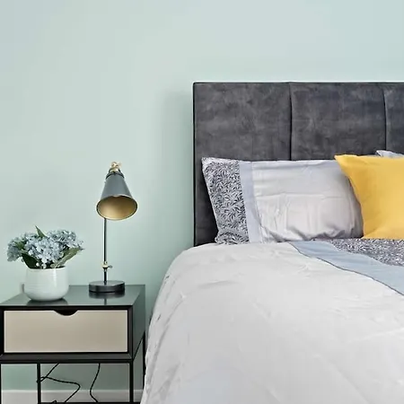 Lejlighed Luxurious Two Bedroom *