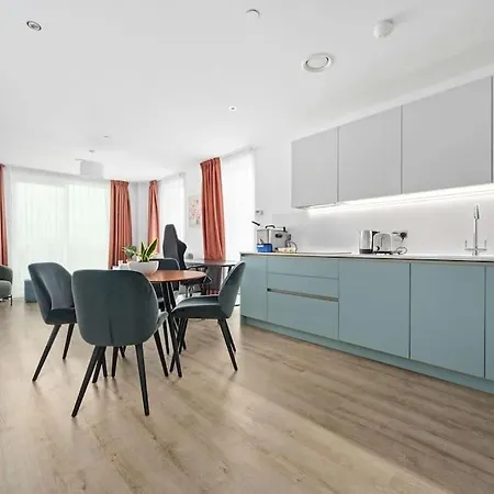 Luxurious Two Bedroom Manchester