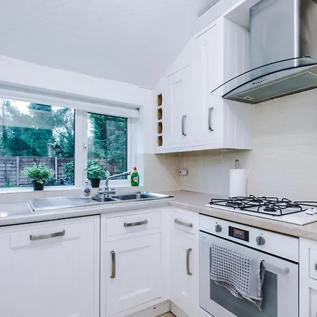 Jade House, - By Synergy Estates Dom wakacyjny *