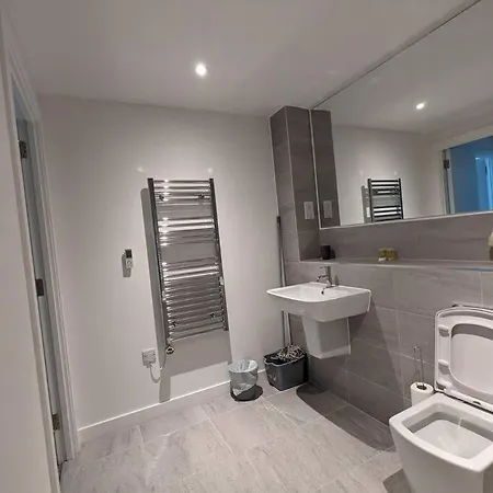 Lovely 1 Bed - Old Trafford דירה