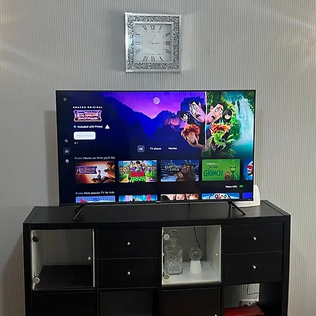 Charming 2-bedroom In *