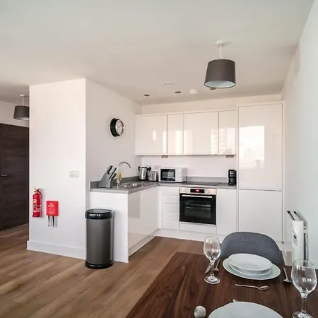 Apartamento Zeni, Alexandra Rise Modern 1 Bed *
