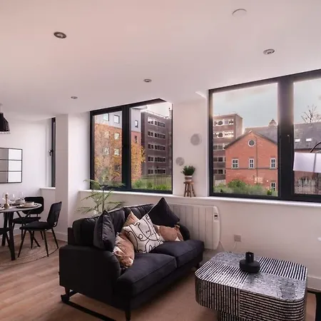 Stayzeni, Alexandra Rise Sleek 1 Bed Manchester