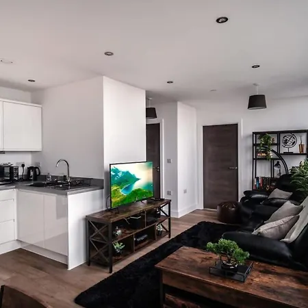 Stayzeni, Alexandra Rise Cosy 1br Flat * Manchester