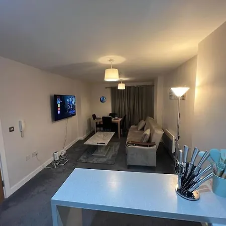 Ao Arena Flat Manchester, With Parking *