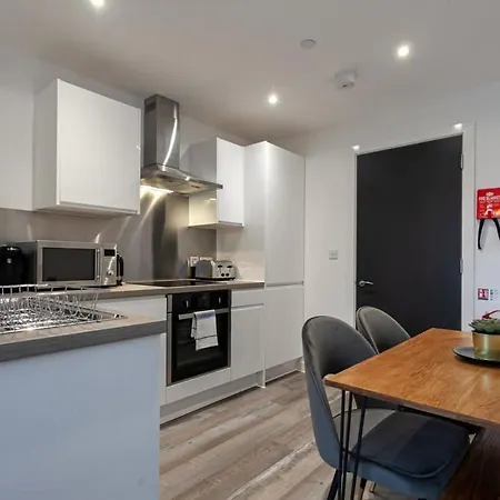 アパート Modern 2 Bed Flat 5min To Old Trafford Stadium *