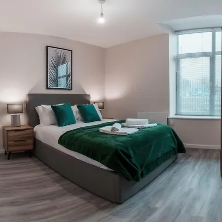 Modern 2 Bed In - Sleeps 4 Manchester