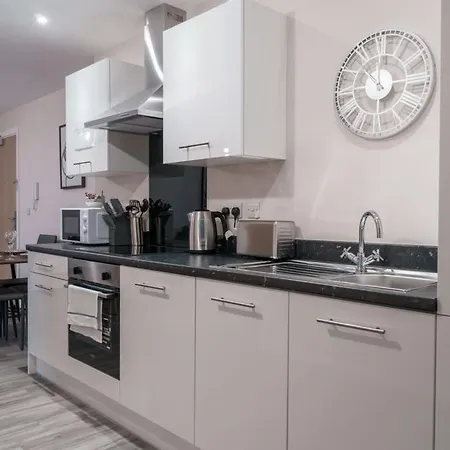 Modern 2 Bed In - Sleeps 4 Manchester