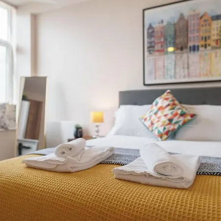 2 Bedroom Modern In *