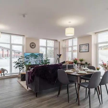 2 Bedroom Modern In 아파트 맨체스터