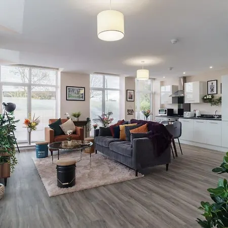 아파트 2 Bedroom Modern In *
