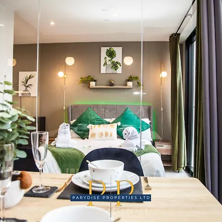 Manchester Skyview Suite - Luxury & Modern 1-Br Urban Stay By Parydise Properties Appartamento Manchester
