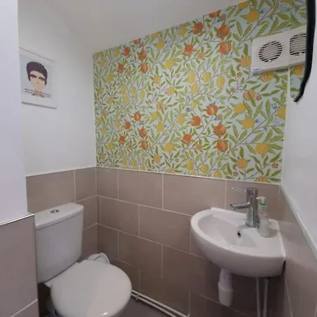 Gorgeous Edwardian Terrace In Old Trafford