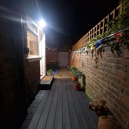 Gorgeous Edwardian Terrace In Old Trafford Σπίτι διακοπών Μάντσεστερ