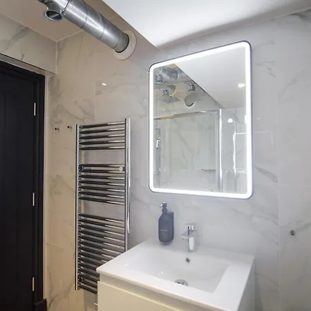 Omnia By The Heim Residences