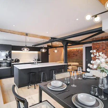 Omnia By The Heim Residences