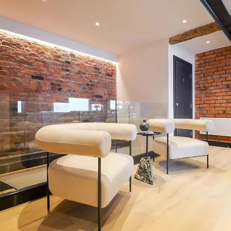 Апартаменты Omnia By The Heim Residences Манчестер