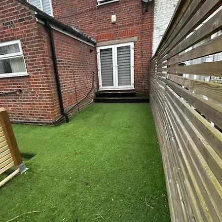 Lovely 5br In Manchester. Close To The * 맨체스터