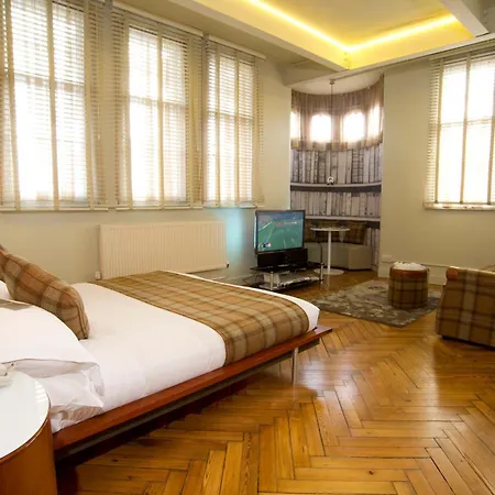 Hotel Abode 4*