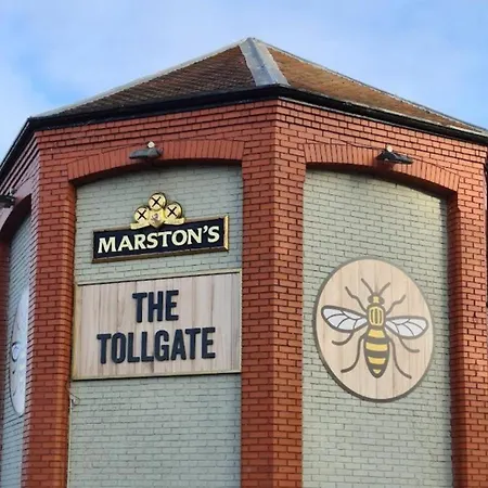 Stunning One Bedroom Near Old Trafford Stadium Μάντσεστερ