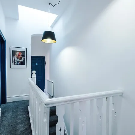 Ferienhaus Barton House - Sleeping 10 *