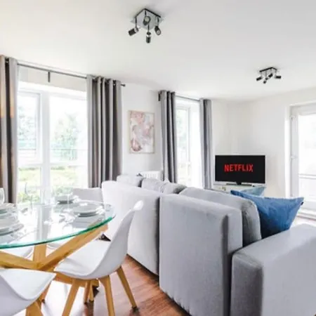 Apartamento Near Centre, Etihad, Coop Live Mánchester