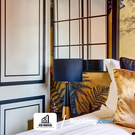 3 Bedroom By Nyos Short Lets & Serviced With Garden * Manchester