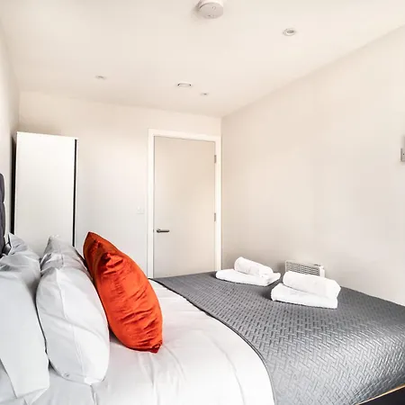 Modern 3 Bedroom מנצ'סטר