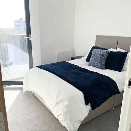 Luxury 2 Bed With View * マンチェスター