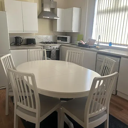 Levenshulme Entire House Sleeps 7max Дом отдыха *