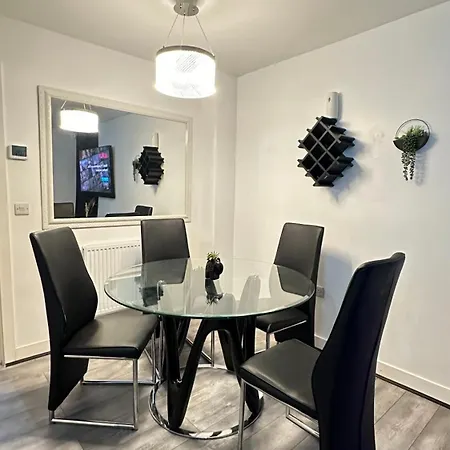 Private Luxury Br Near Etihad Stadium Alloggio in famiglia