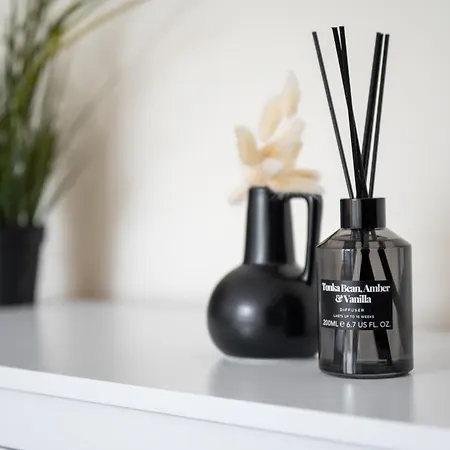 Ferienhaus Modern 4br In M11, Close To Etihad Stadium Sleeps 11 Manchester