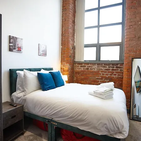 アパート The Larimar