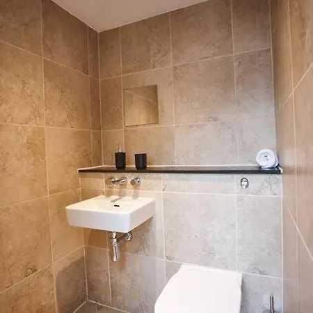 The Garnet Manchester