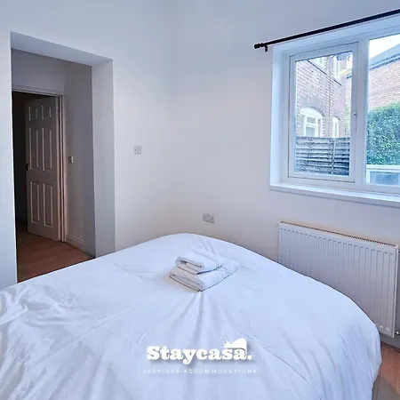 Large 6br House Free Parking & Wifi *