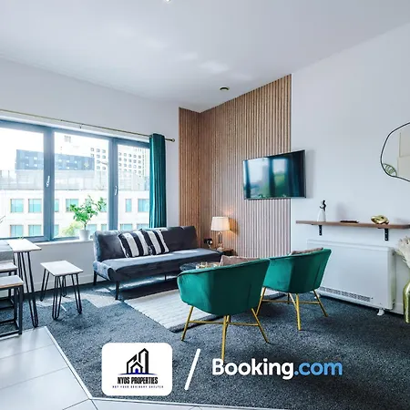 Media City Apt Sleeps8, 25 Percent Off For Monthly Stays, Business & Leisure 아파트 맨체스터