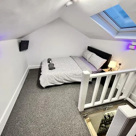 Lux 2 Bed Mancity Stadium, Coop Arena, Picadilly *