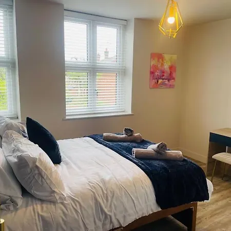 Brantwood - 2 * Mánchester